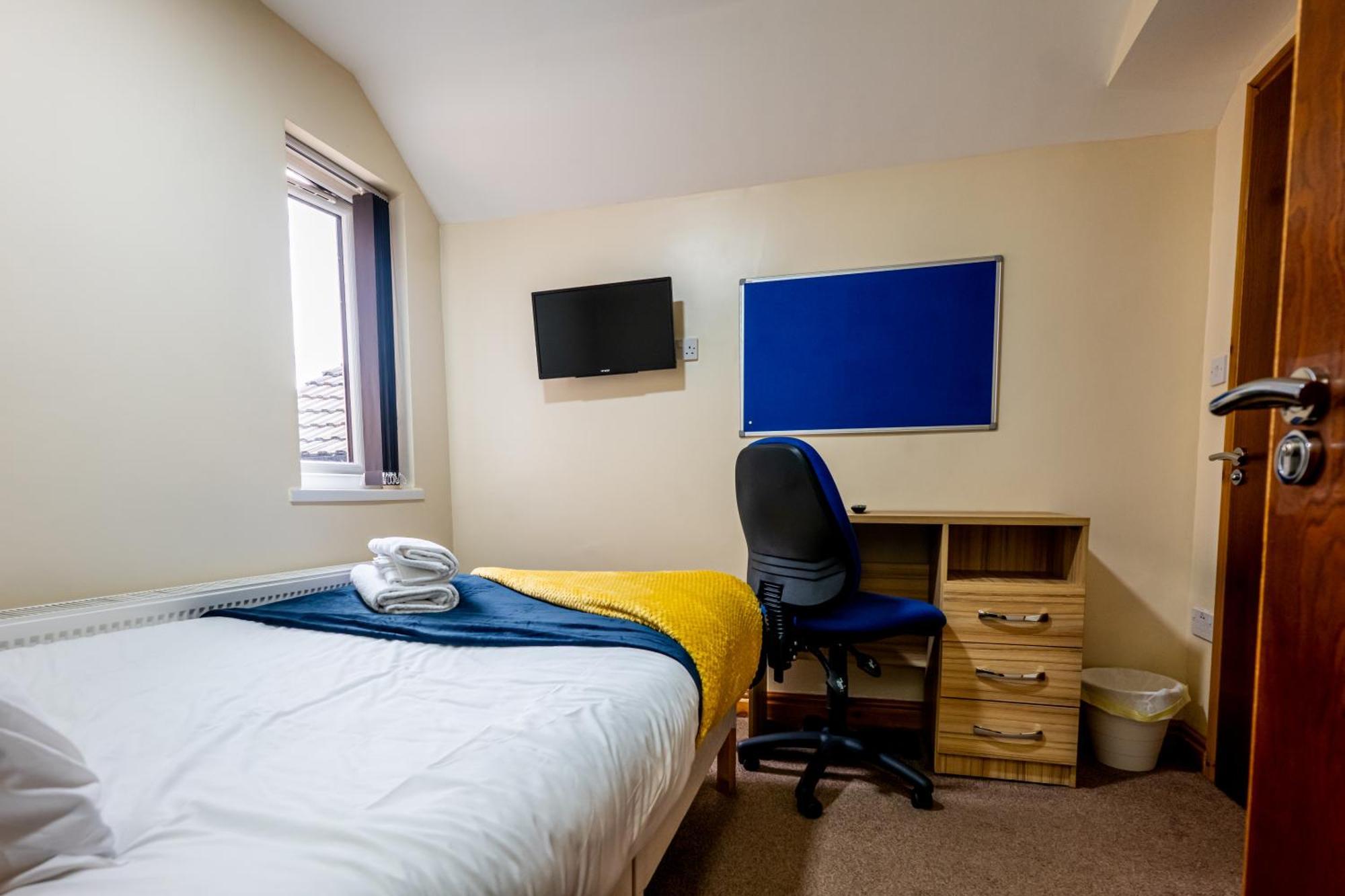 Private Rooms With Private Bathrooms In Selly Oak Birmingham Exterior photo